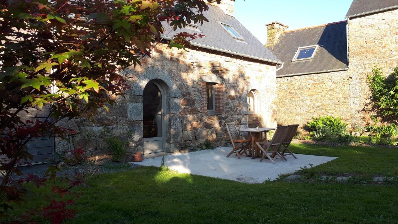 Gites Du Herisson Bégard Exteriör bild