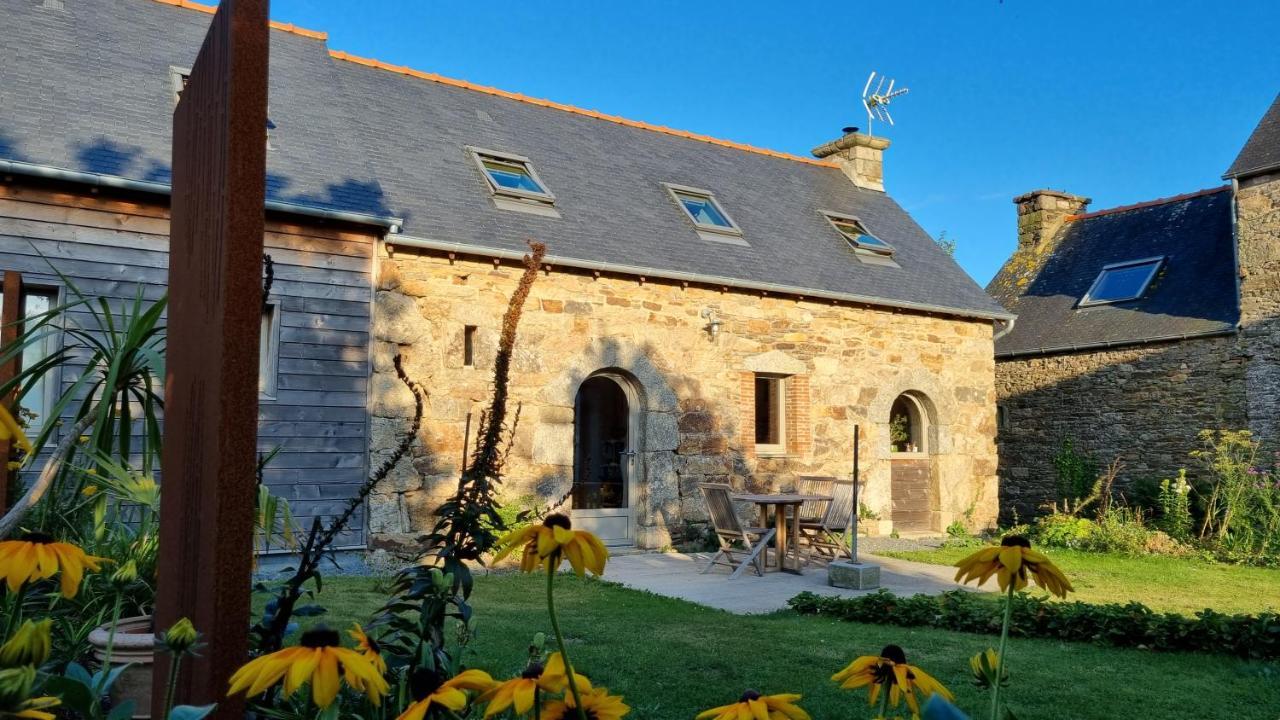 Gites Du Herisson Bégard Exteriör bild
